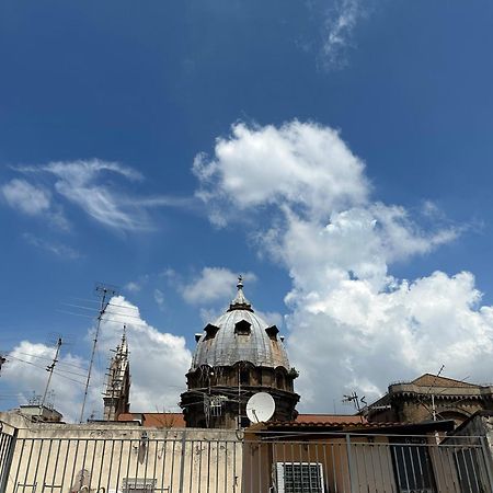 Vista Cattedrale Villa Napoli Ruang foto